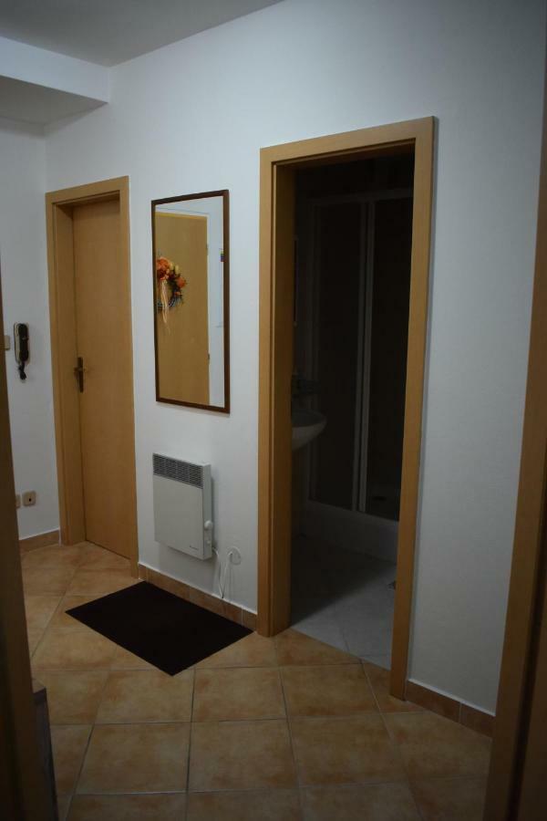 Apartment Dony 多纳瓦利 外观 照片